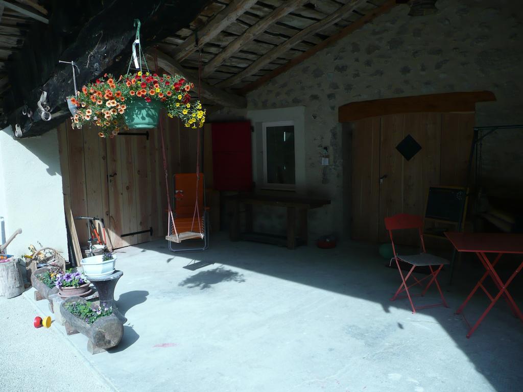 La Grange D'Agnes Panzió Montmaur-en-Diois Kültér fotó